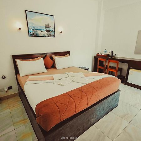 Eyeful Ella Otel Dış mekan fotoğraf