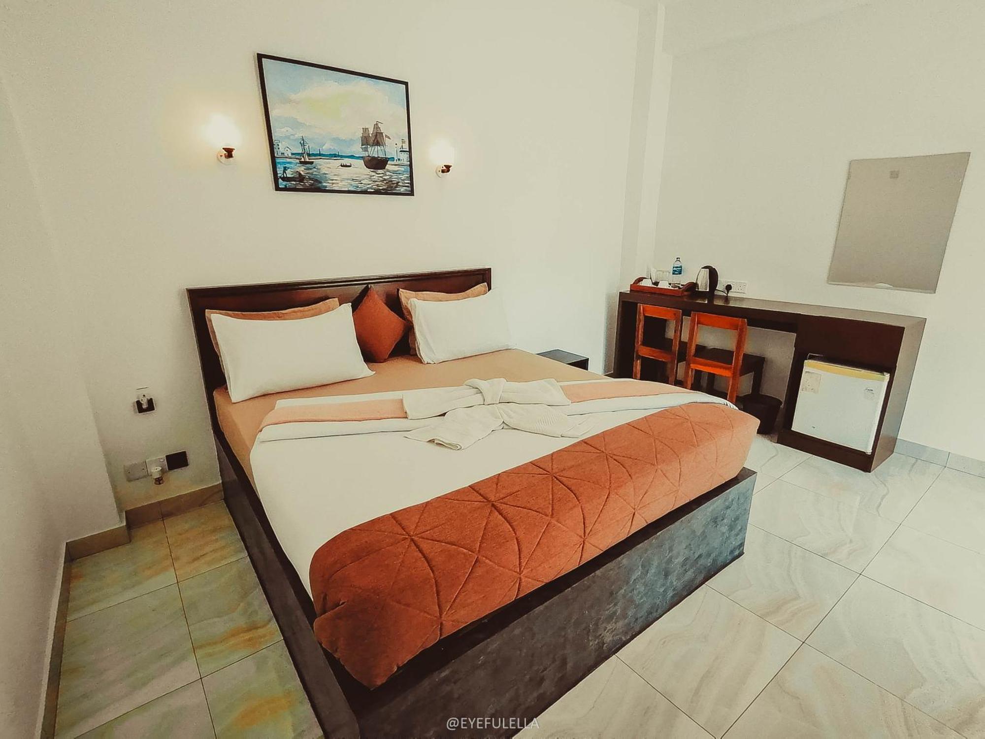 Eyeful Ella Otel Dış mekan fotoğraf