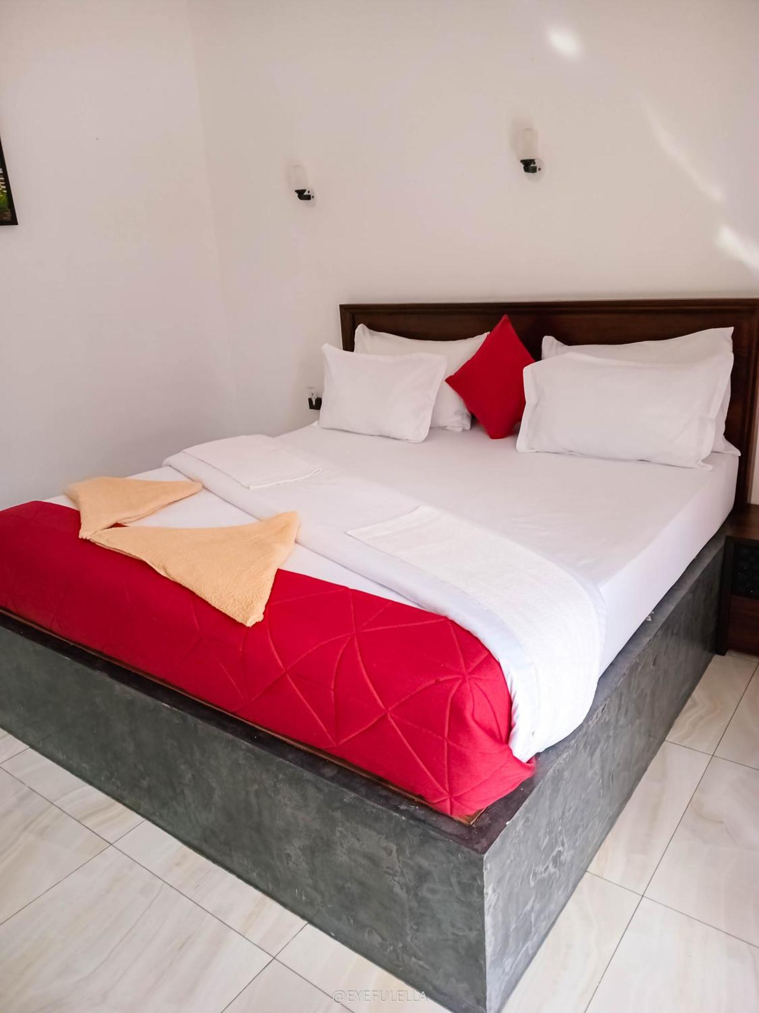 Eyeful Ella Otel Dış mekan fotoğraf