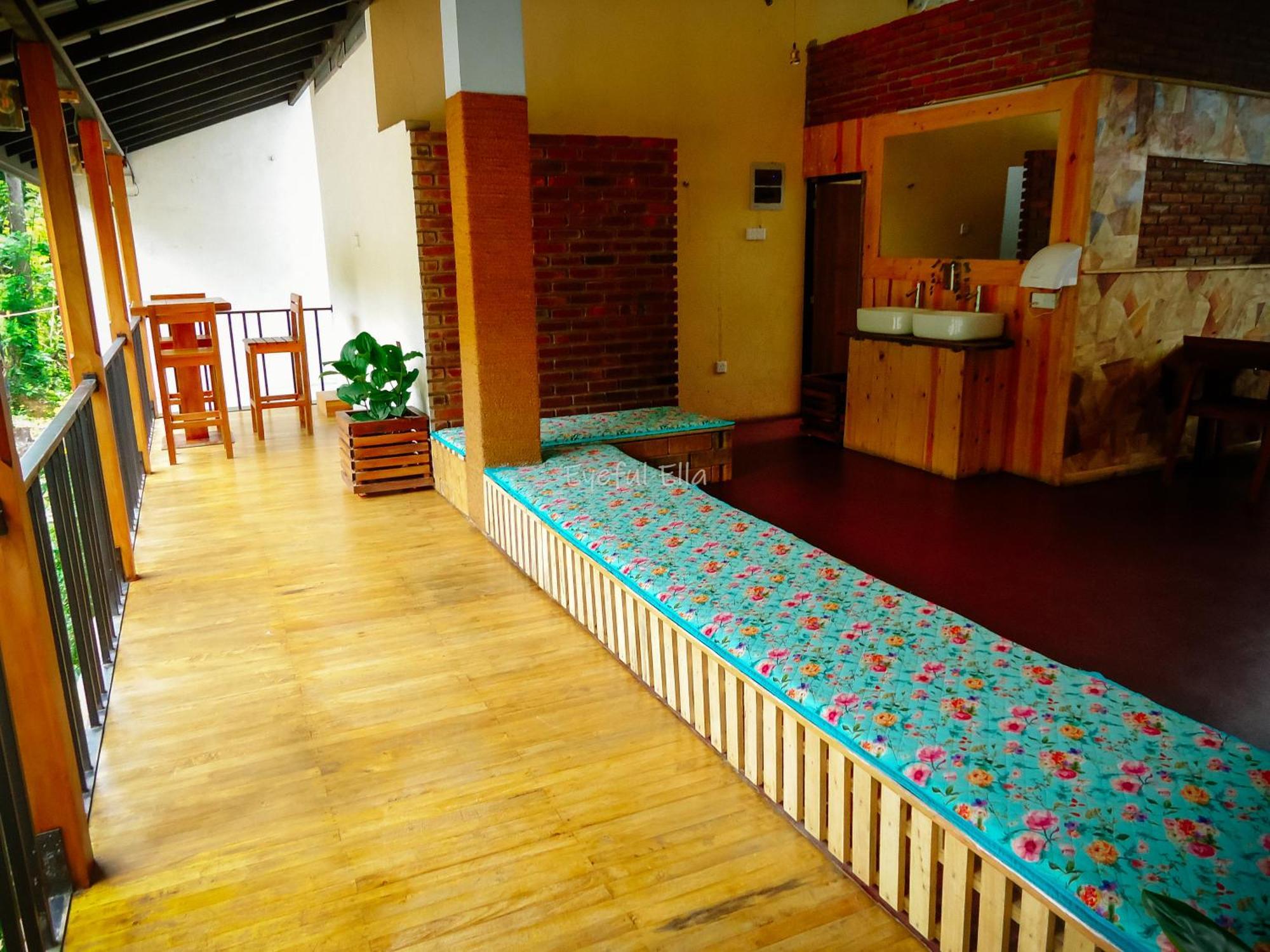 Eyeful Ella Otel Dış mekan fotoğraf