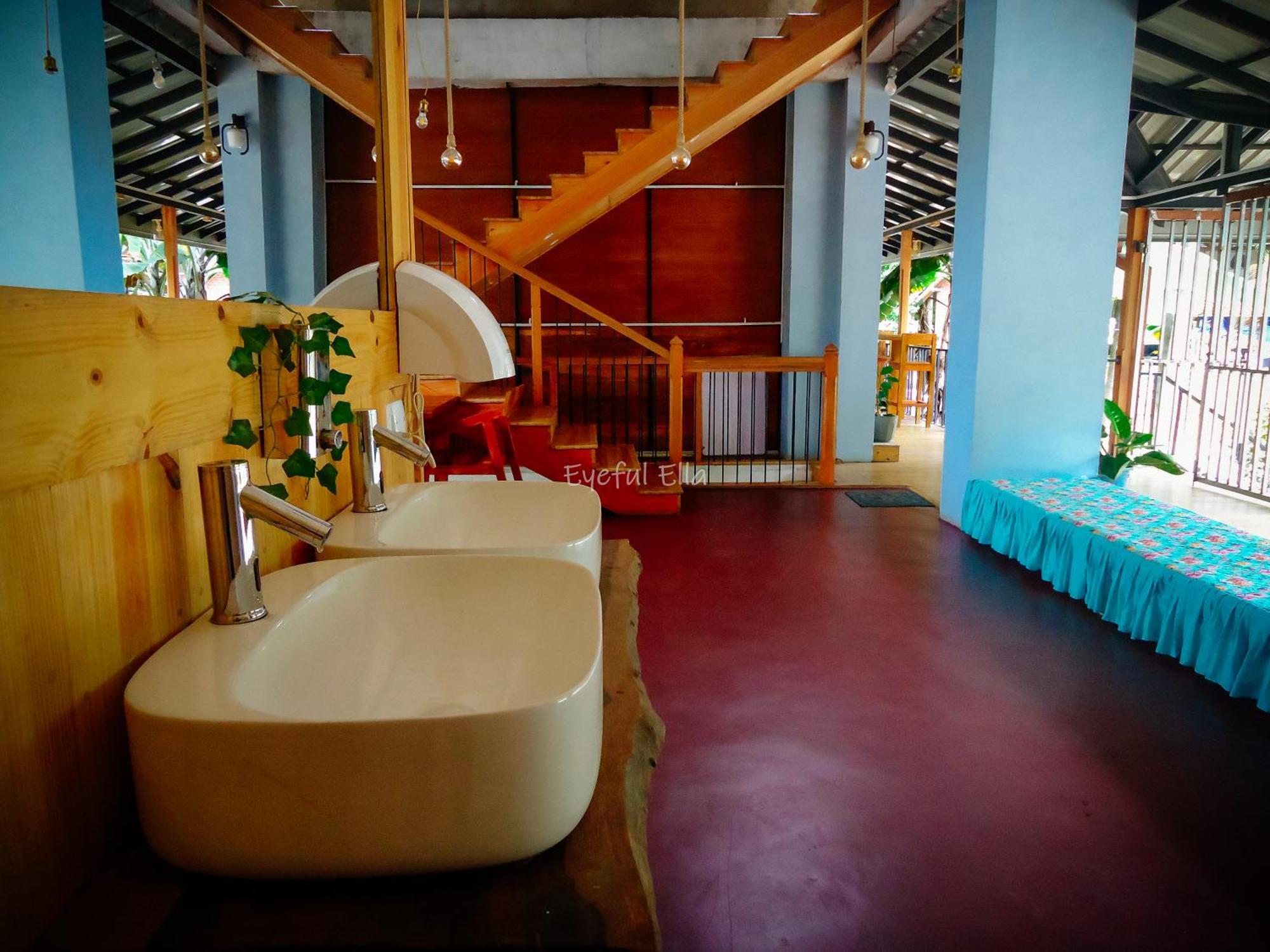 Eyeful Ella Otel Dış mekan fotoğraf